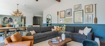 Karaoke, Pool Table, Arcade, Outdoor Games, Bubble Dome, Grill, Spa: Starfall Lodge