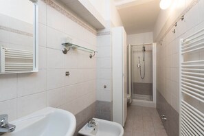 Bathroom - Faenza Double (Florence)