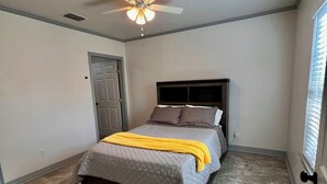 1 bedroom, iron/ironing board, WiFi, bed sheets