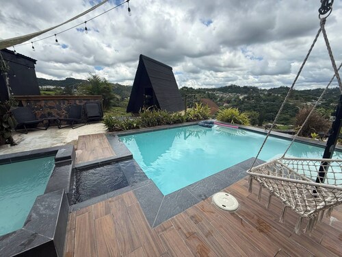 Vibra Barranquitashot Pool