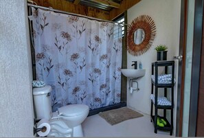 Loft, 3 Schlafzimmer, barrierefrei, Balkon | Badezimmer