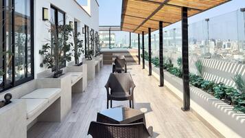 Khu ẩm thực ngoài trời
