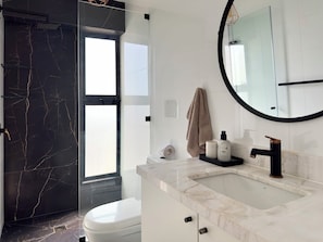 Departamento, vista al patio | Baño