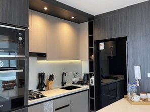 Departamento, vista al patio | Cocina privada