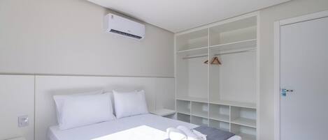 ベーシック アパートメント | 2 室のベッドルーム、WiFi (無料)