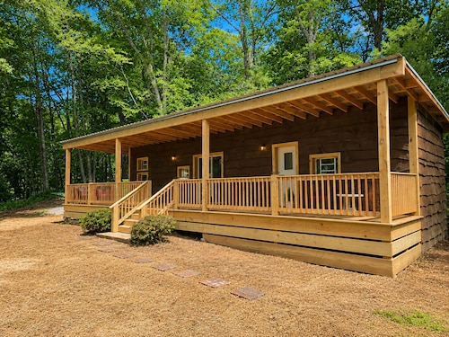 Cozy Mountain Retreat near Cashiers - Hiking - Waterfalls - Wildlife