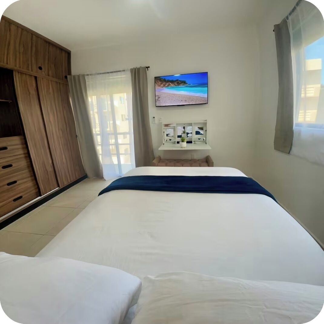 2 bedrooms, iron/ironing board, WiFi