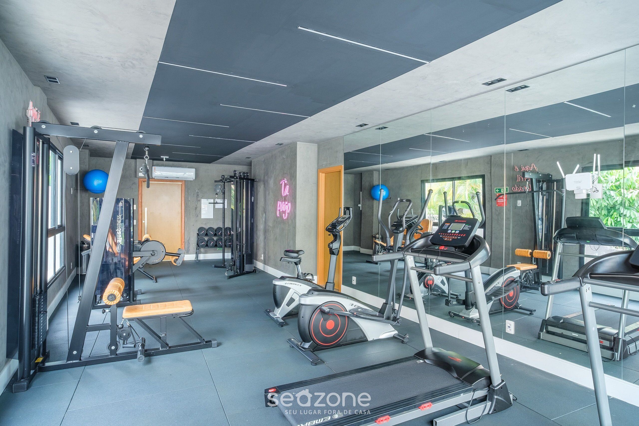 Apartamento básico | Sala de fitness