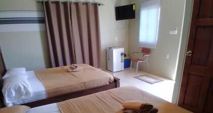 Douglas Airport Guesthouse