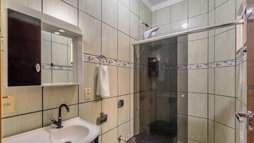 Villa | Bathroom | Shower