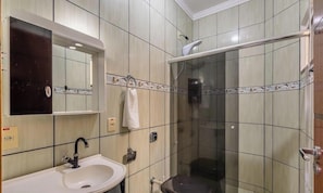 Vila | Kamar mandi | Shower