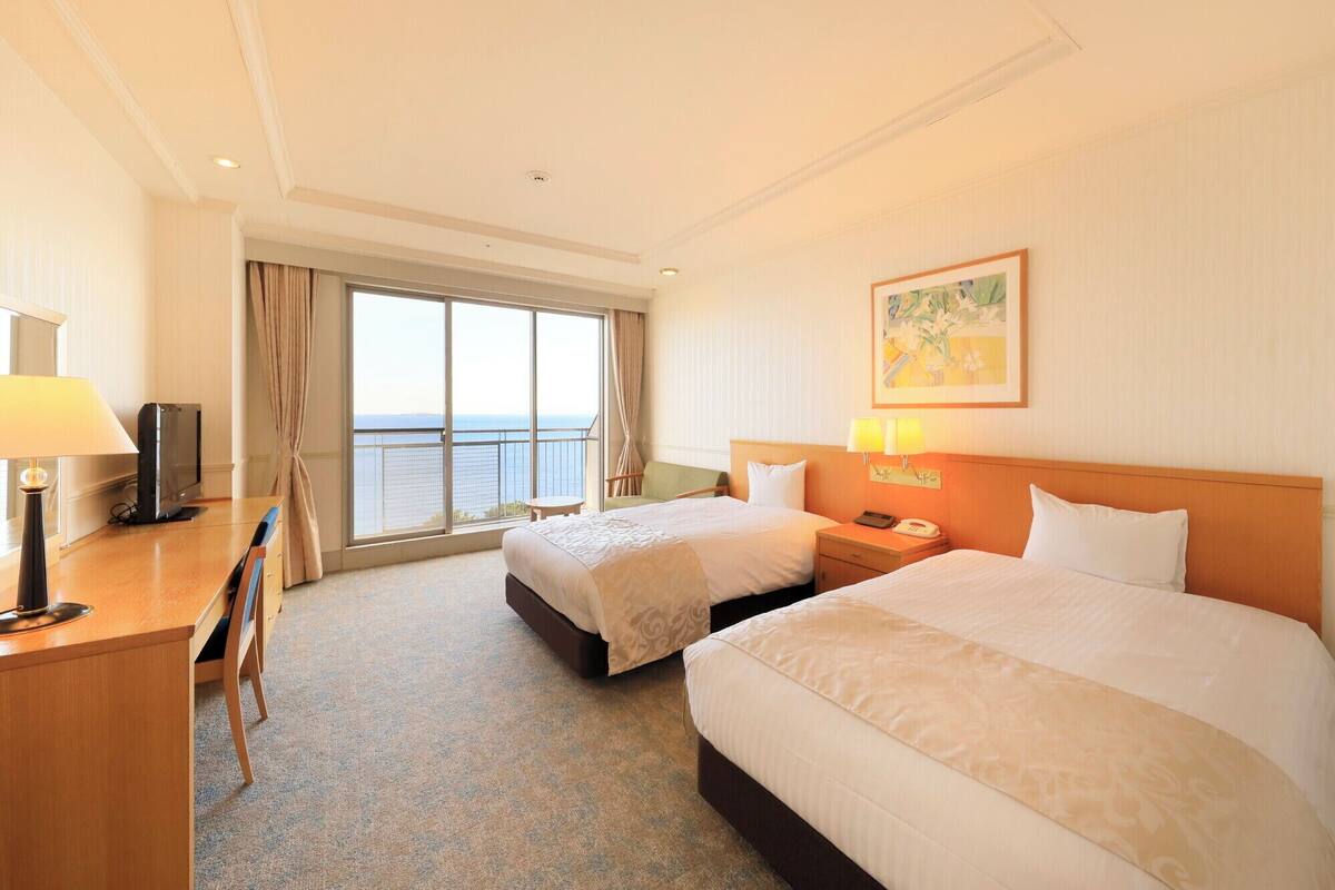 Basic Twin Room, Non Smoking, Ocean View