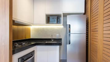 Basic Apartment | Private kitchen
