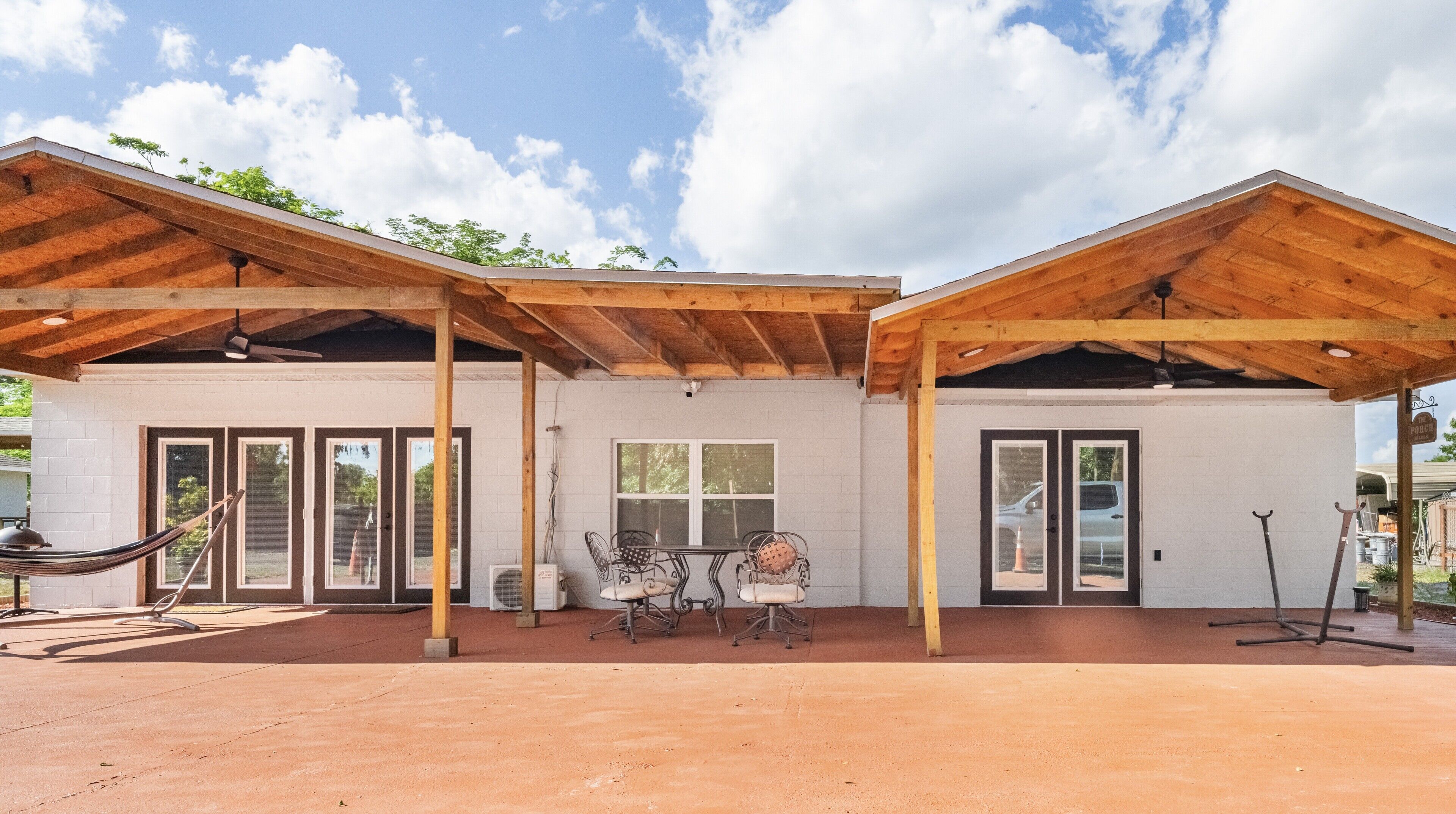 Ulkoruokailutilat