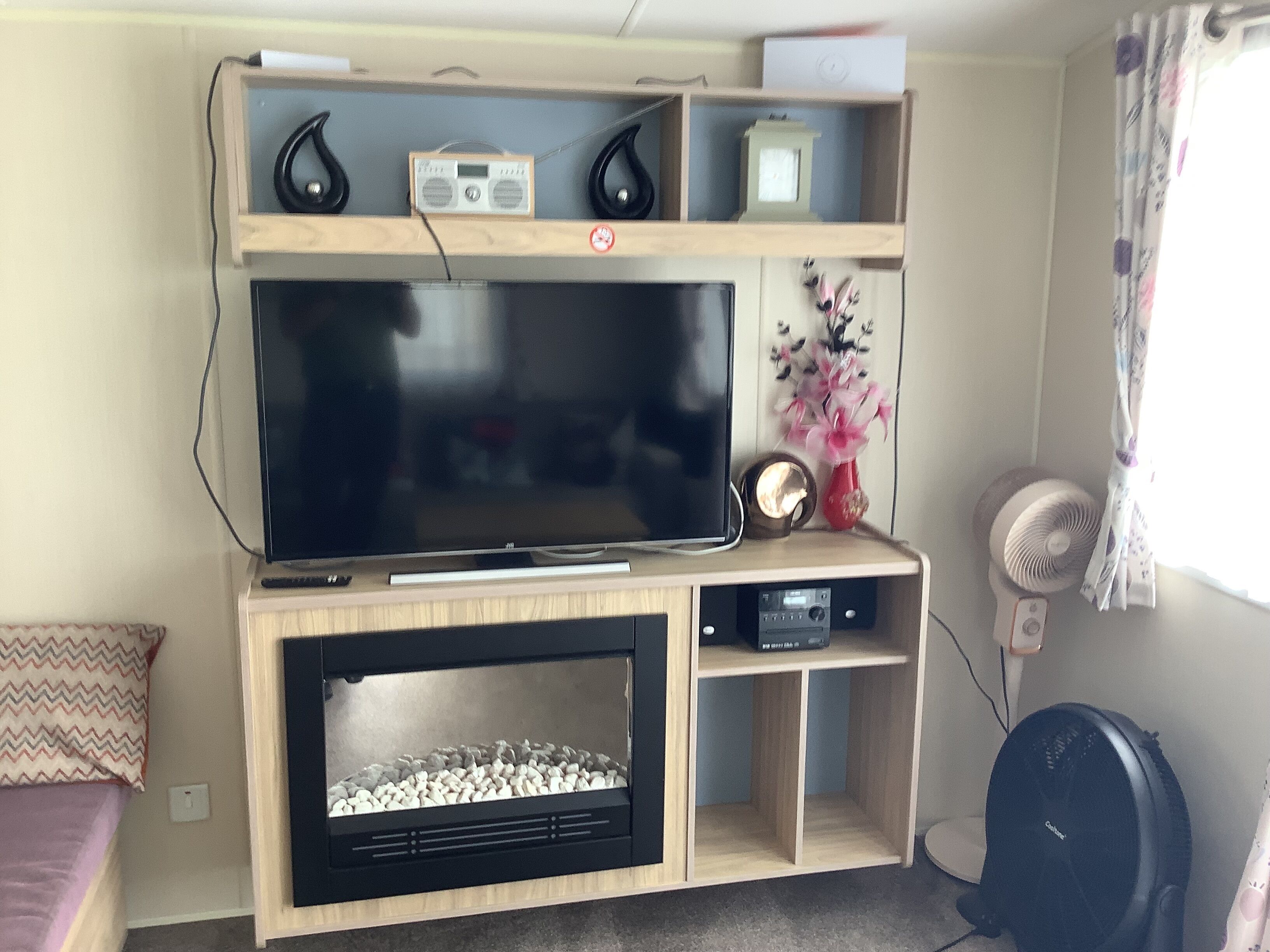 TV