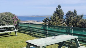Outdoor dining - Donegal Coastal Mobile Homes with Private Garden (Letterkenny)