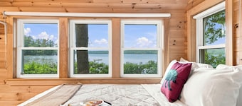 Private Waterfront Tiny Home with Beach, Kayaks, & Swim Raft - Damariscotta, ME