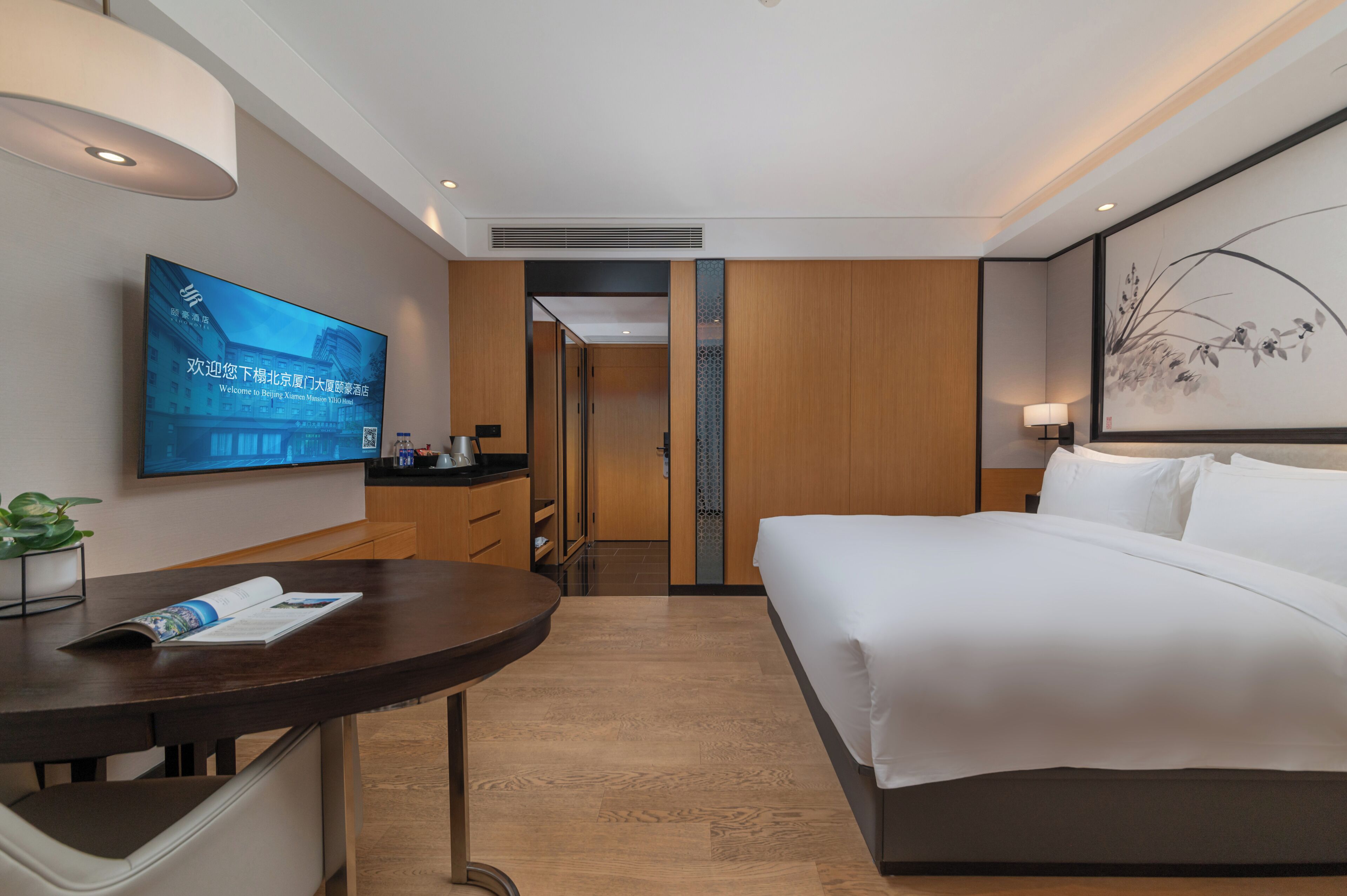 Business-Doppelzimmer, Stadtblick | Schreibtisch, laptopgeeigneter Arbeitsplatz, kostenloses WLAN