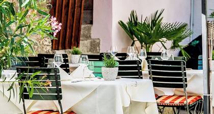 Auberge Adler, (Fläsch). Doppelzimmer by Interhome