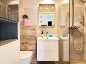 Bathroom - Bulwary Książęce Central Apartment (Wrocław)