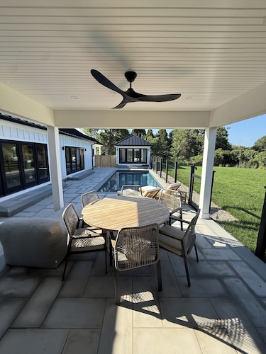 Brand-New Montauk Luxury Retreat - Heated Saltwater Pool & Pool House