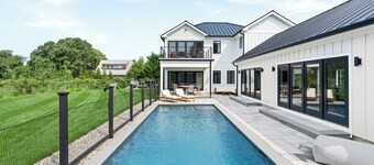 New Build Montauk Coastal Farmhouse | Fenced Heated Salt Pool & Walk to Beach