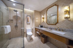 Luxury Suite, Garden View | Bathroom - Shanghai Hongqiao  Fliport Garden Hotel (changning)