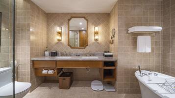 Luxury Suite, Garden View | Bathroom | Free toiletries, hair dryer, slippers, towels