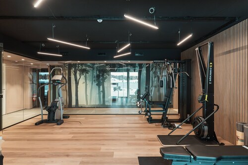 Residenza Castanea 110 Modern Alpine Stay in San Bernardino | Ski, Hiking & Nature, San Bernardino, Switzerland