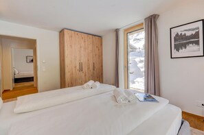 Bedroom - Residenza Castanea 109 San Bernardino Alpine Apartments, San Bernardino, Switzerland (San Bernardino)