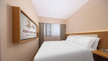 Comfort Double Room, City View | Desk, laptop workspace, blackout drapes, WiFi (free)
