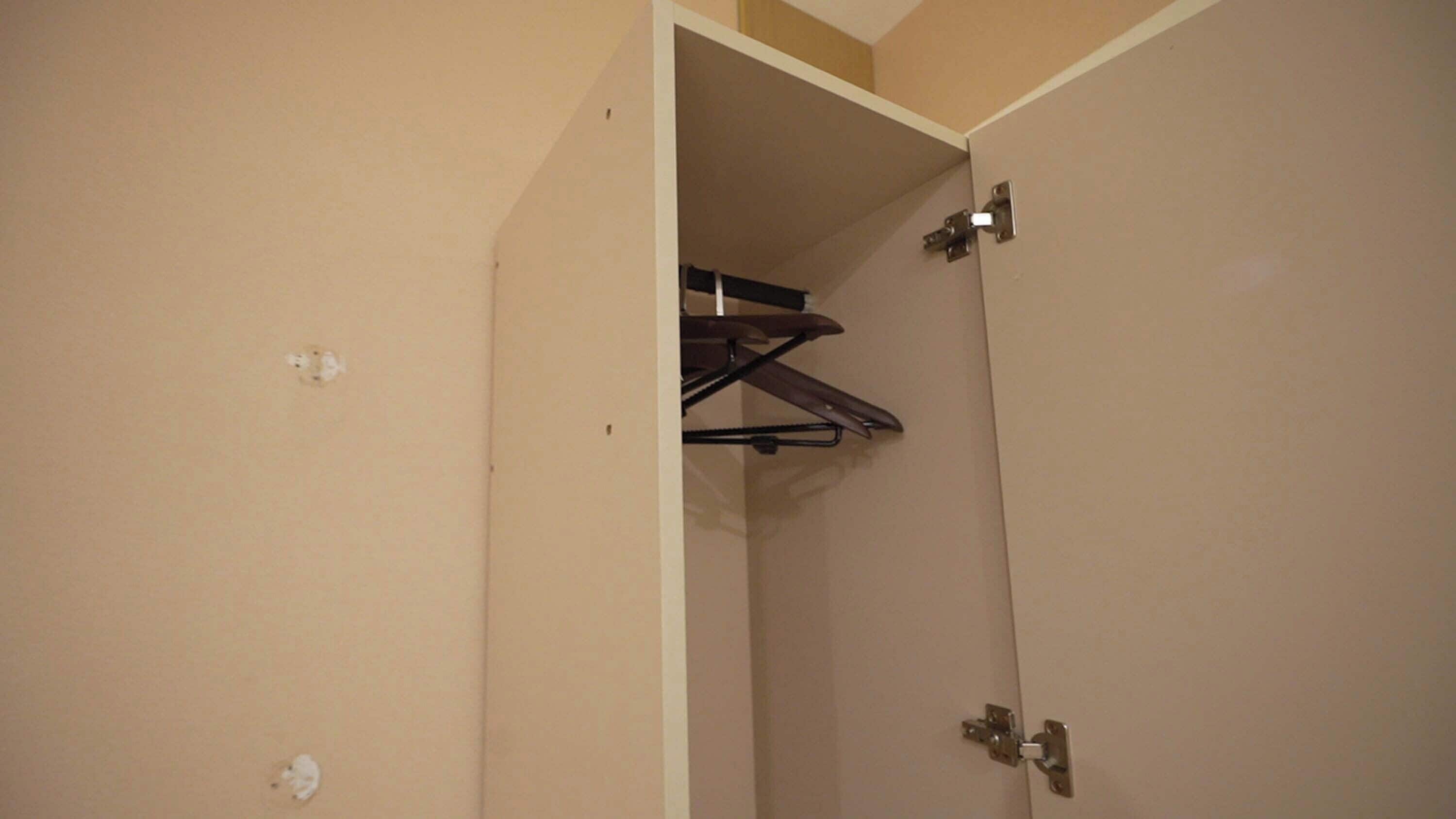 Desk, laptop workspace, blackout drapes, WiFi (free)