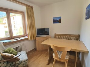 Dining - Chasa Suzöl, (Lavin) by Interhome (Lavin)