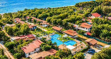 Pet friendly home in Nicotera Marina with swimming pool