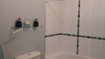 Shared Dormitory, 1 Bedroom | Bathroom