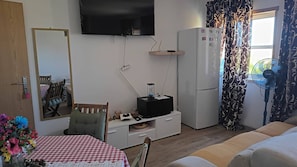 Gemeinsamer Schlafsaal, 1 Schlafzimmer | Wohnbereich