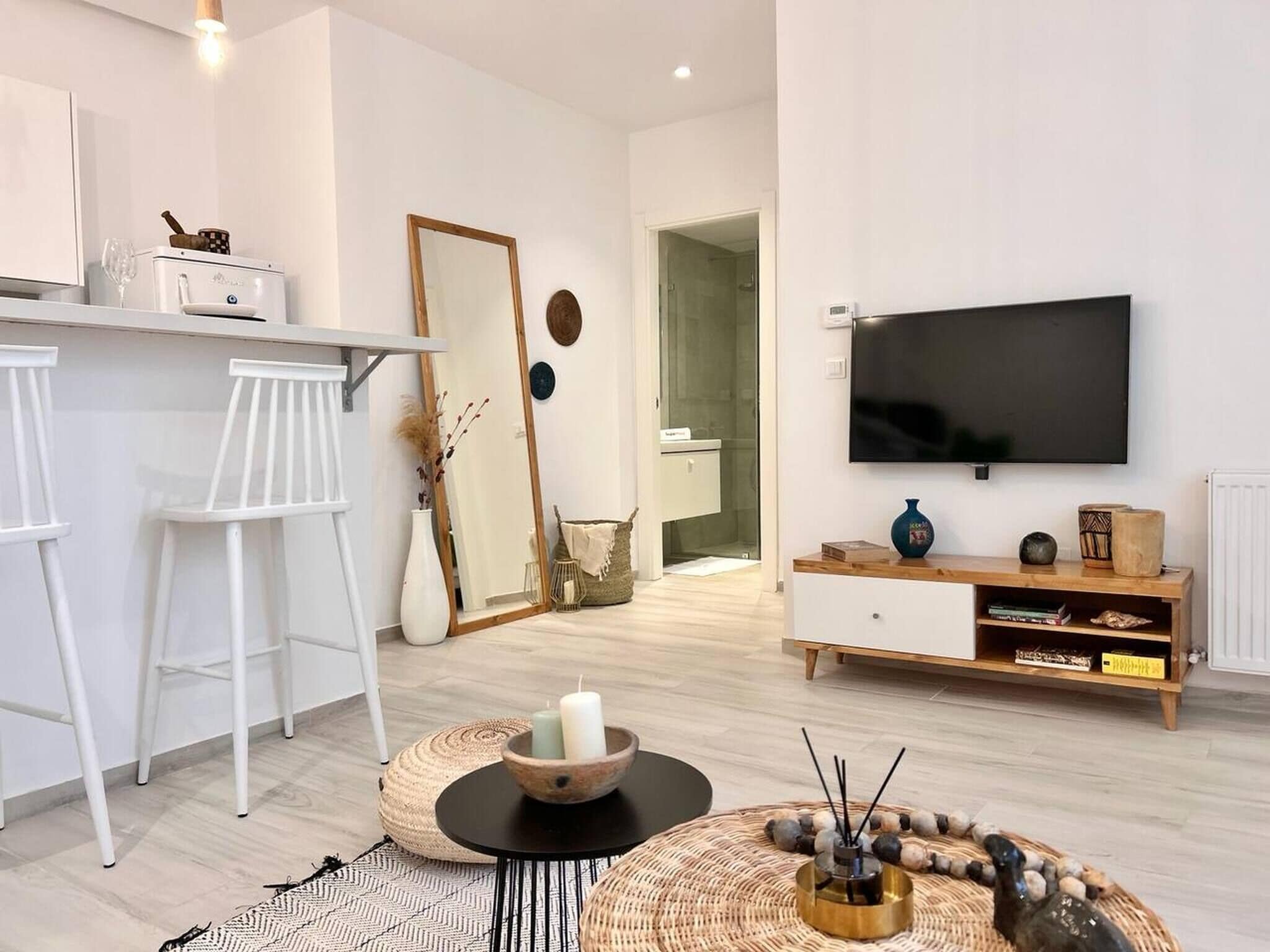 Apartment, 1 Bedroom | Living room