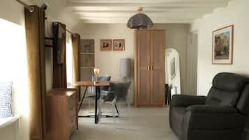 House | 1 bedroom