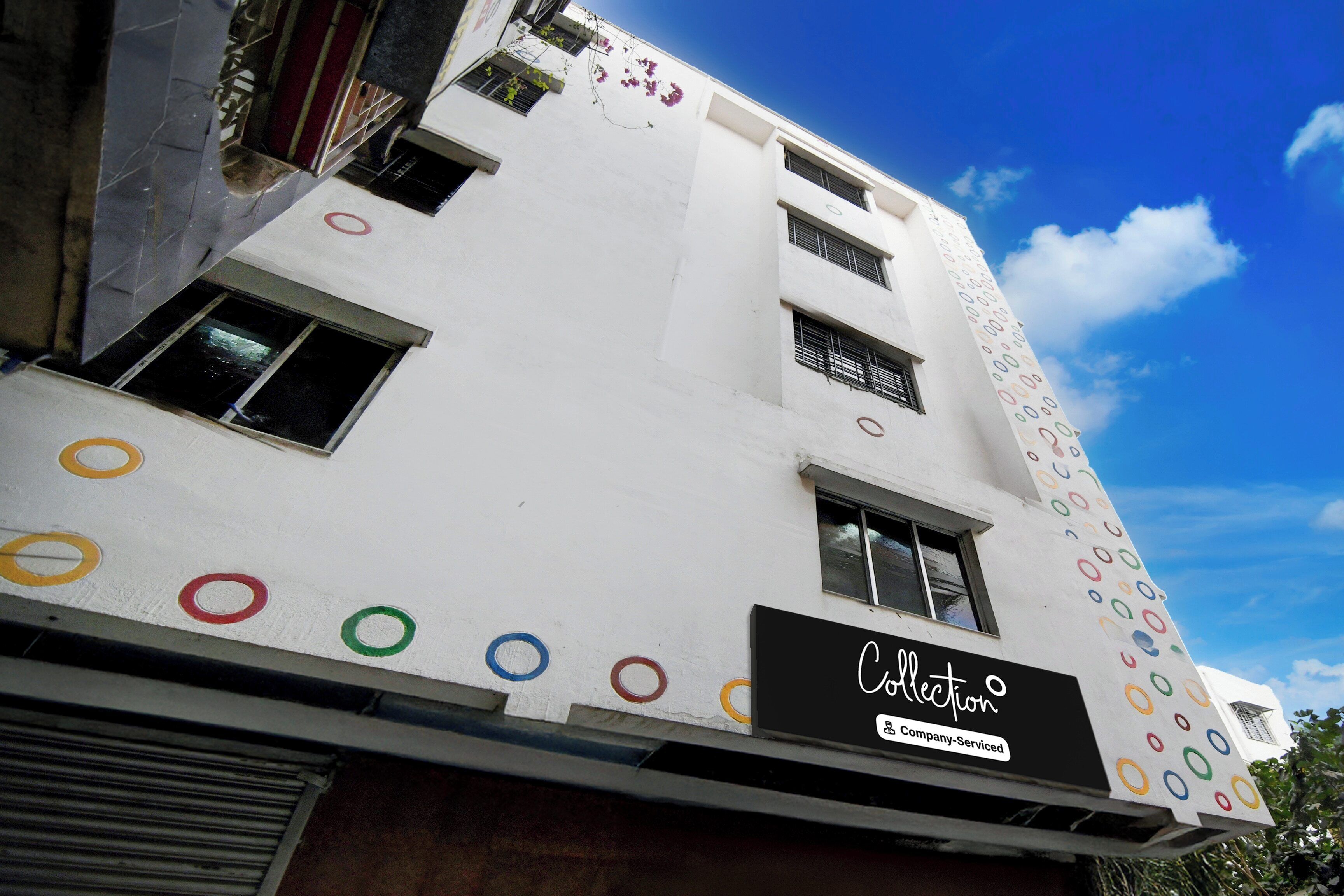 تفاصيل الفندق من الخارج