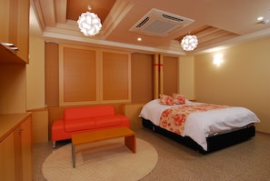 Standard Double Room | Free WiFi - HOTEL IRON PREMIUM NISHINOMIYA KITA (Nishinomiya)