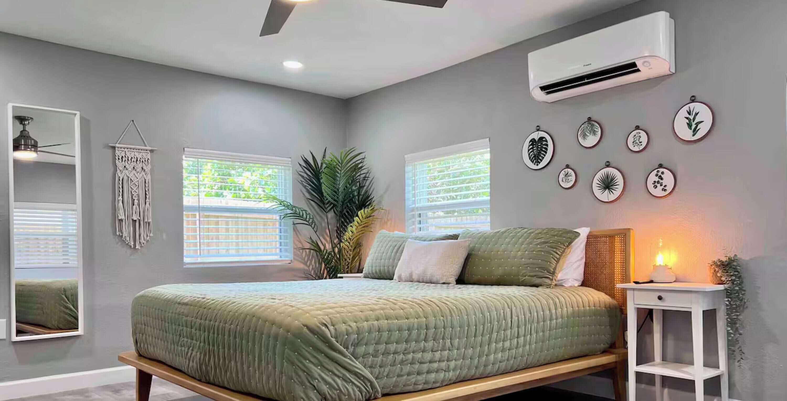 Desk, iron/ironing board, travel crib, WiFi
