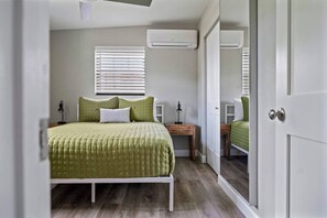 Room - Largo Palms House by Indian Rocks Beach (Largo)