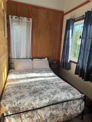 2 bedrooms - Fox Den French River (French River)