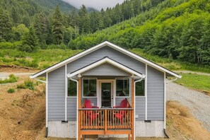 Exterior - 14-Acre Mountain Escape - Hot Tub + Fire Pit (Nehalem)