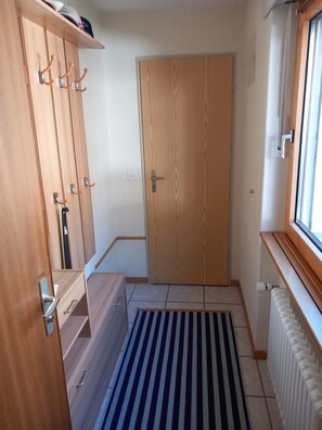 Interior - Gstein E3 # 4-bed apartment, Bad, WC 4-bed apartment, Bad, WC by Interhome (Leukerbad)