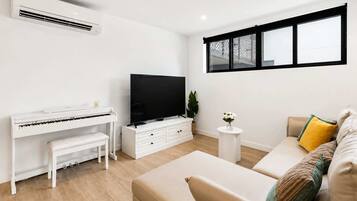 TV, offices