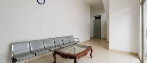 Ruang duduk lobi