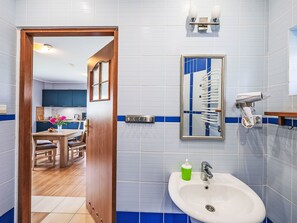 Bathroom - Zenit 6 mit Balkon by Interhome (Darlowo)