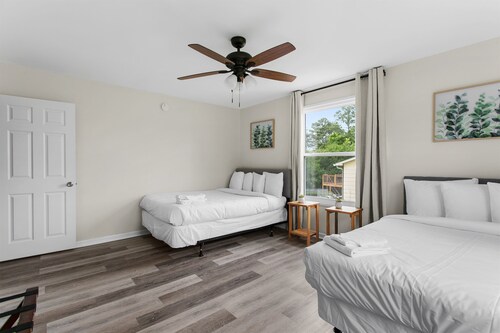 Dugan Upper Cottage- Groups/3 Bedrooms/WorkSpace