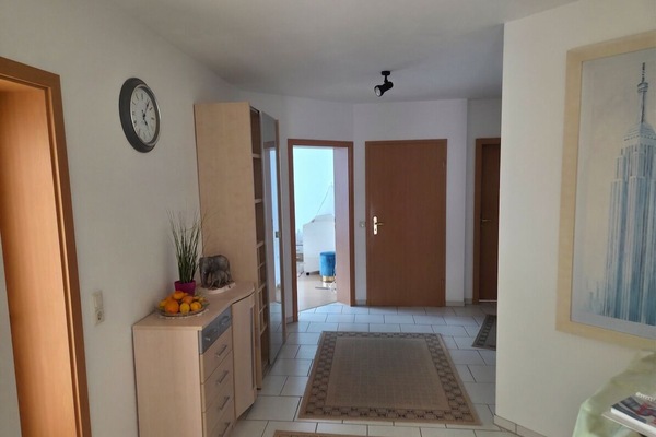 Große Ferienwohnung mit Terrasse und Garten-Ferienwohnung Bernhardswald
